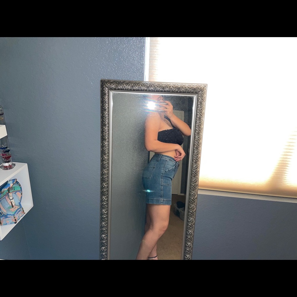 shorts - Picture 2 of 3
